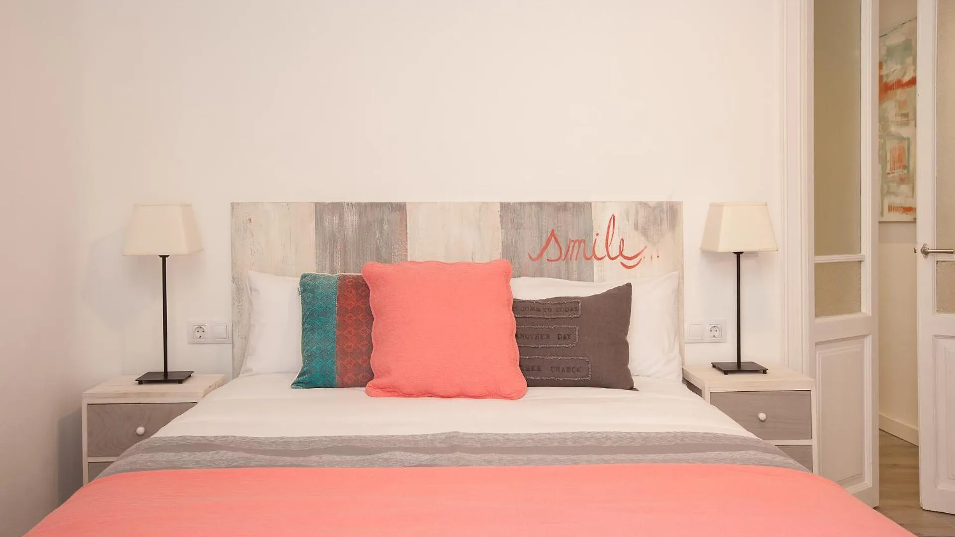 Click&Flat Seneca Suites Barcelona