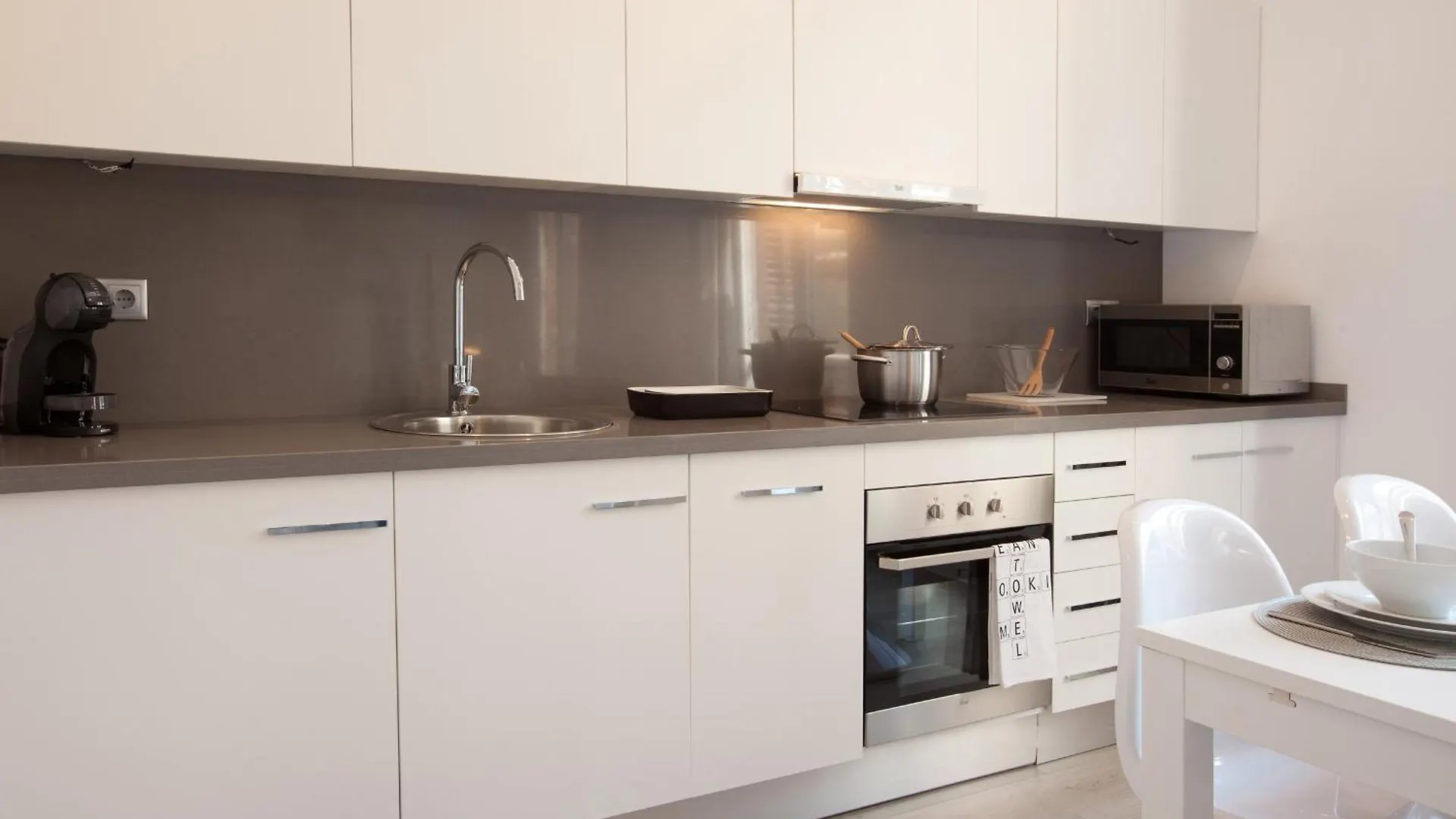 Click&Flat Seneca Suites Barcelona Apartament