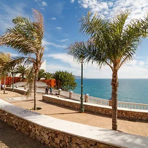 tuhillo-2d-seaview-apartments-casasol.es-andalucia.com/