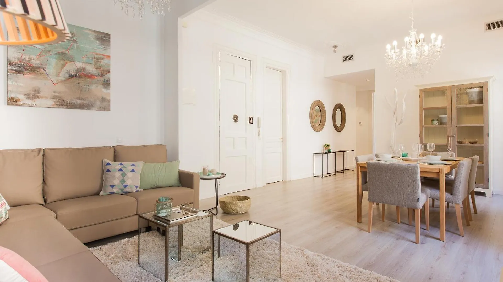 Click&Flat Seneca Suites Barcelona 0*,