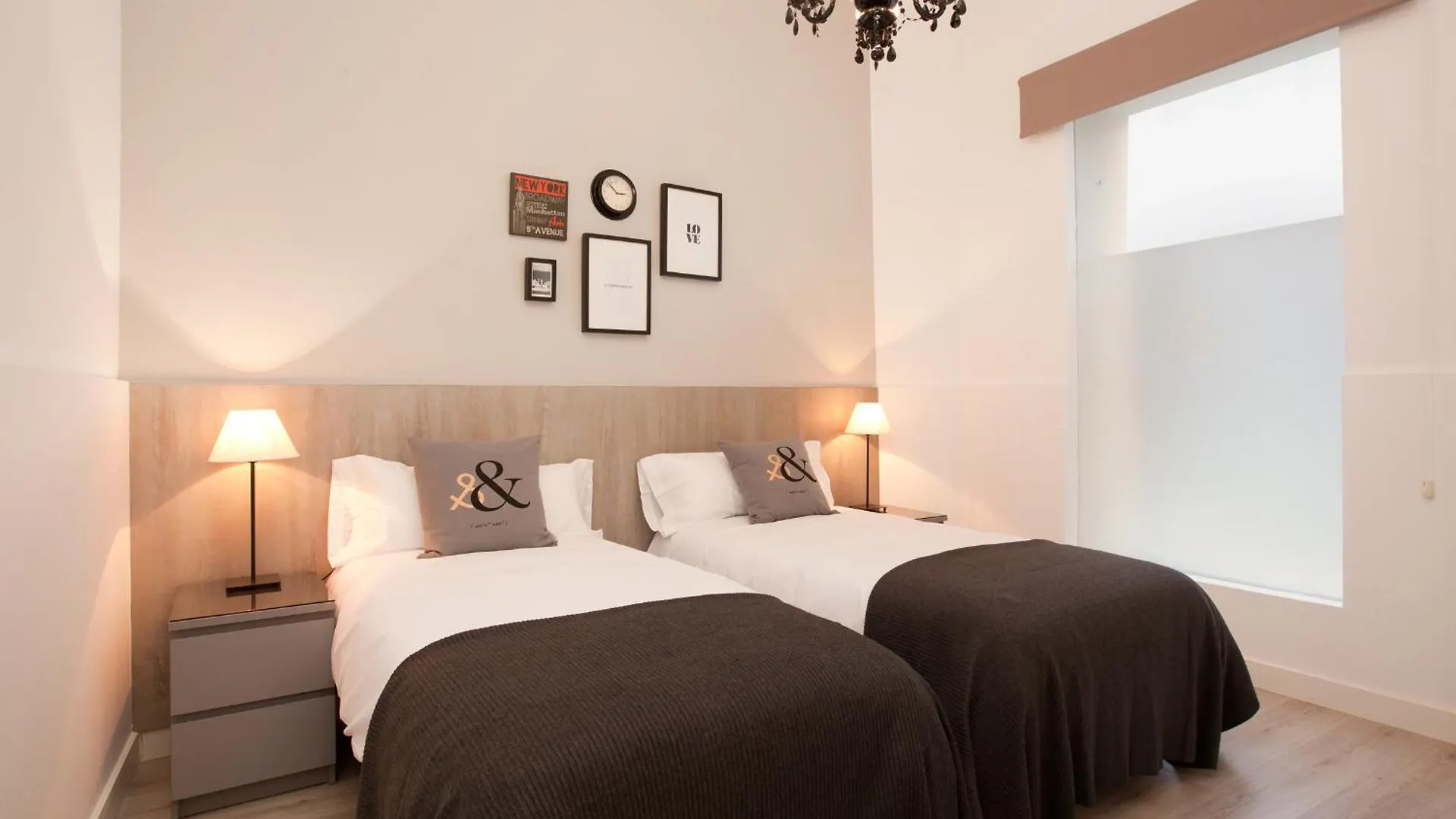 Click&Flat Seneca Suites Barcelona Apartment