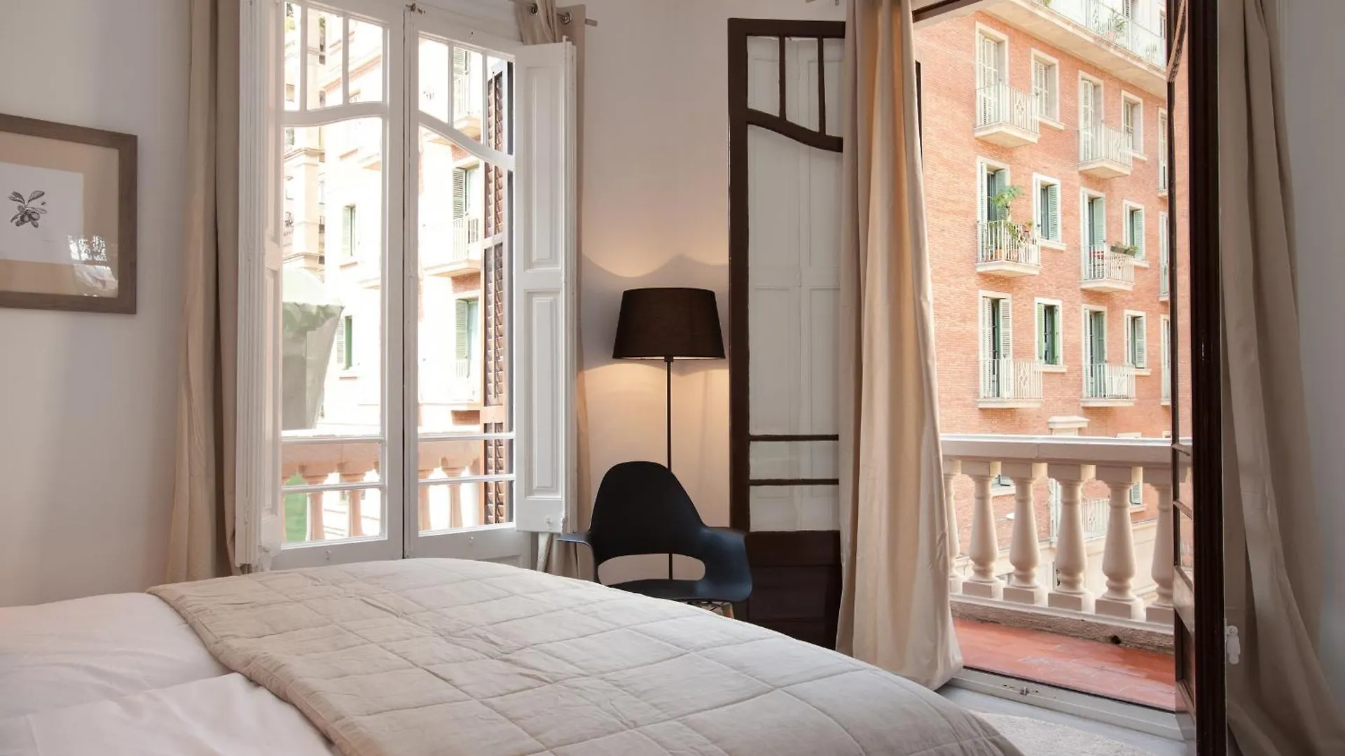 Click&Flat Seneca Suites Barcelona Apartment