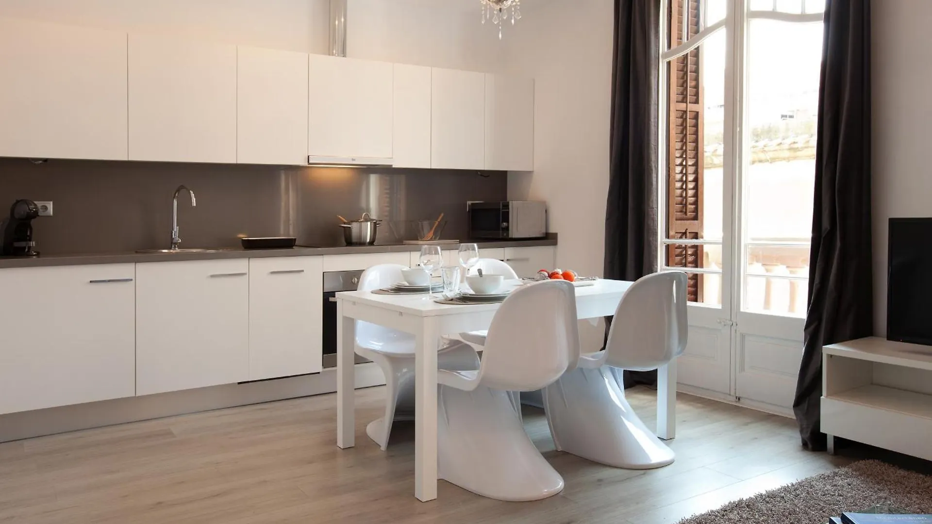Click&Flat Seneca Suites Barcelona 0*,  Spain