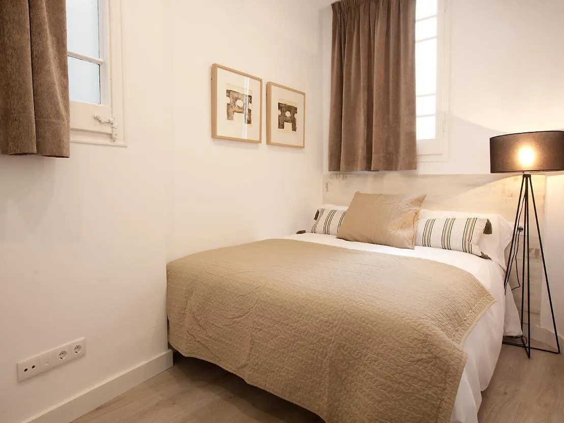 Click&Flat Seneca Suites Barcelona 0*,  Spain