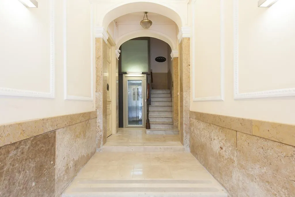Click&Flat Seneca Suites Barcelona 0*,  Spain