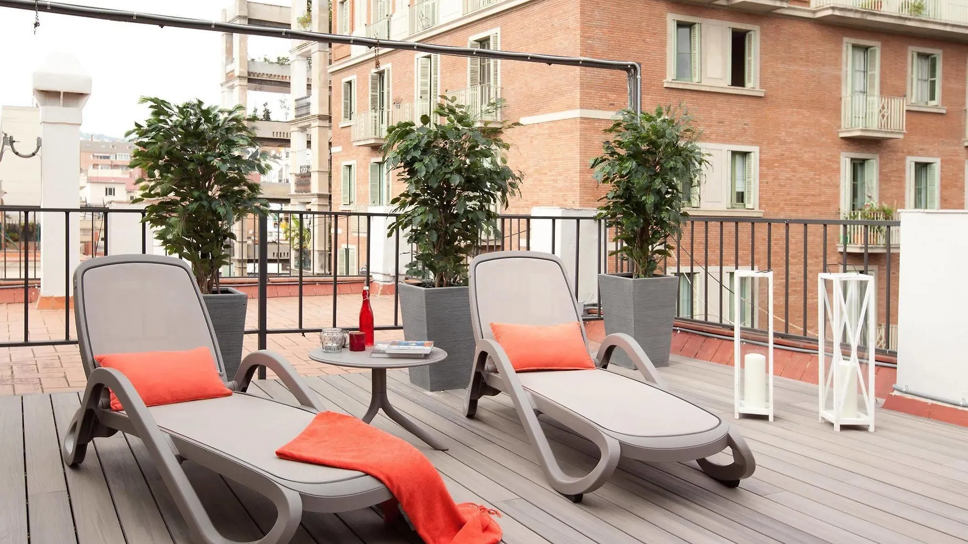 Click&Flat Seneca Suites Barcelona Apartment