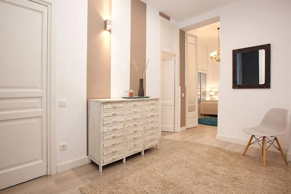 Click&Flat Seneca Suites Barcelona Apartment